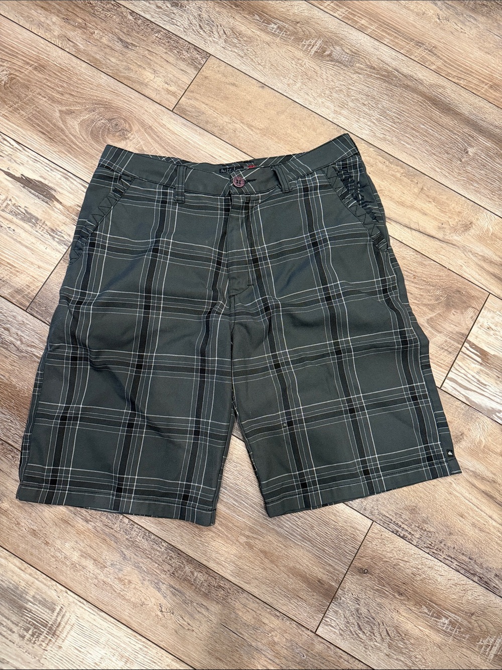 Quiksilver Black Plaid Flat Front Men's Shorts